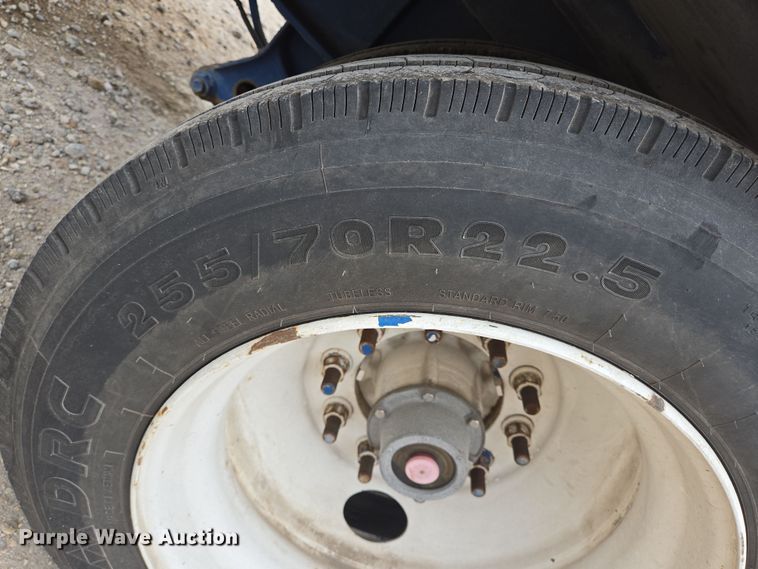 image for item DT4790 2013 Behnke Enterprise Doyle fertilizer tender trailer