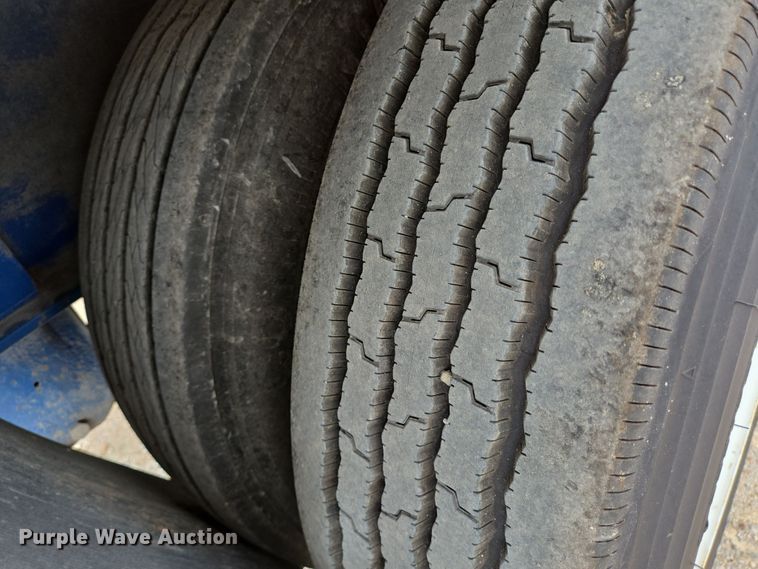 image for item DT4790 2013 Behnke Enterprise Doyle fertilizer tender trailer