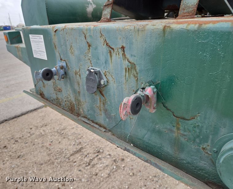 image for item DT4791 2013 Behnke Enterprises Doyle fertilizer tender trailer