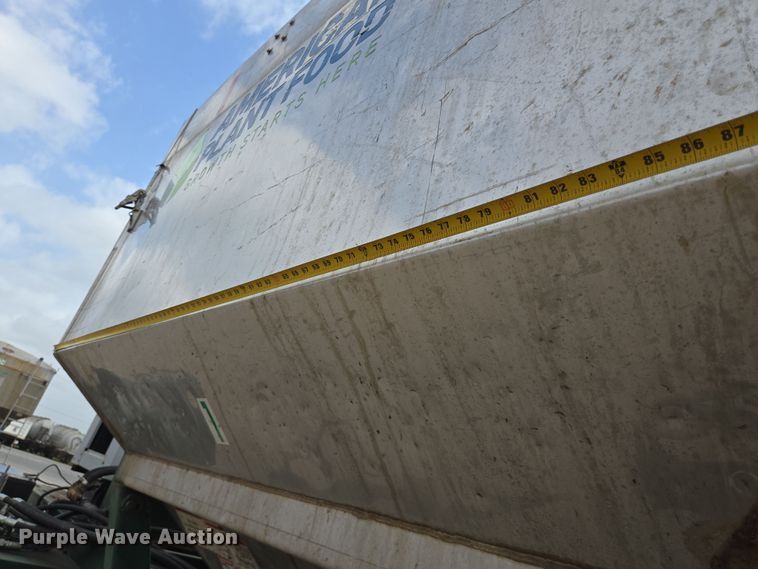 image for item DT4791 2013 Behnke Enterprises Doyle fertilizer tender trailer