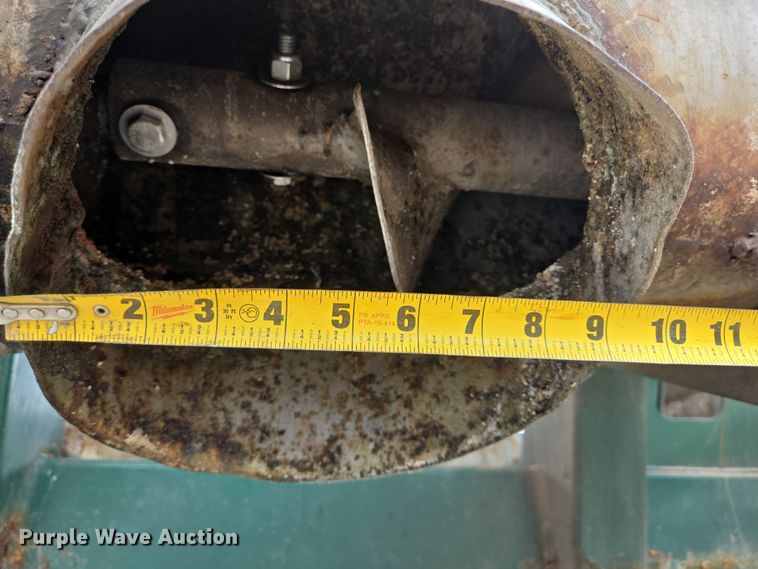 image for item DT4791 2013 Behnke Enterprises Doyle fertilizer tender trailer