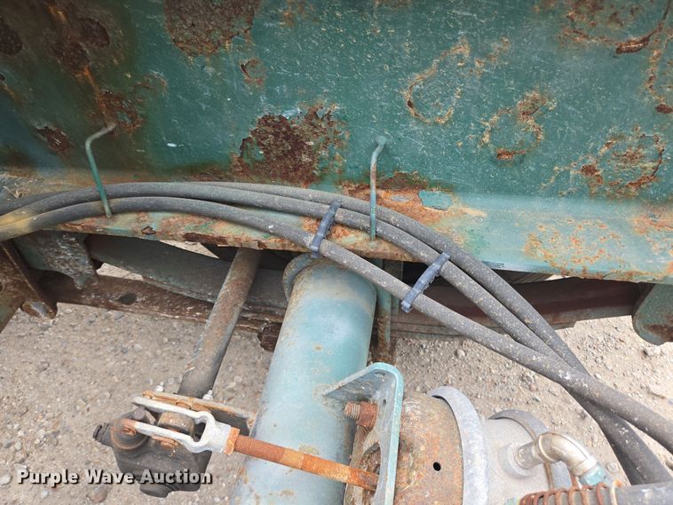 image for item DT4791 2013 Behnke Enterprises Doyle fertilizer tender trailer