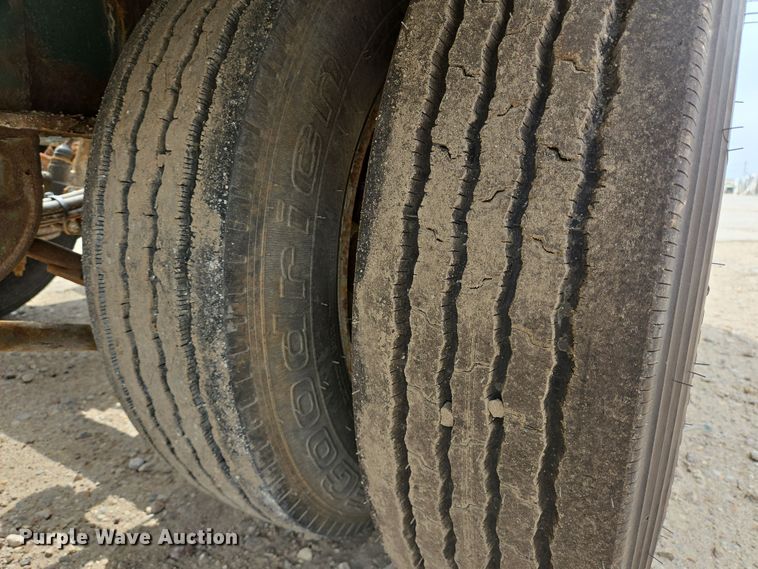 image for item DT4791 2013 Behnke Enterprises Doyle fertilizer tender trailer