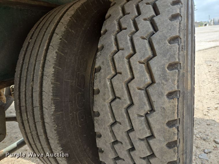 image for item DT4791 2013 Behnke Enterprises Doyle fertilizer tender trailer