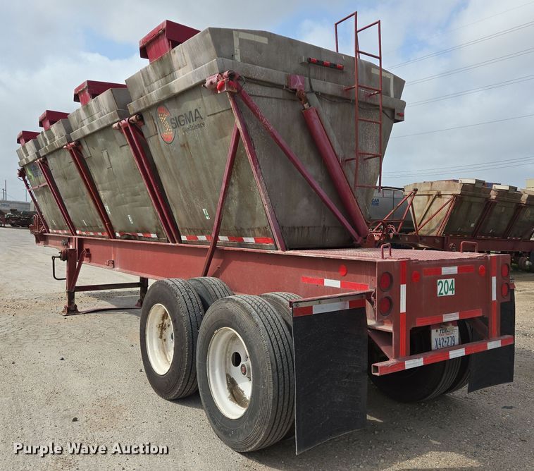 image for item DT4792 1969 Killebrew fertilizer tender trailer