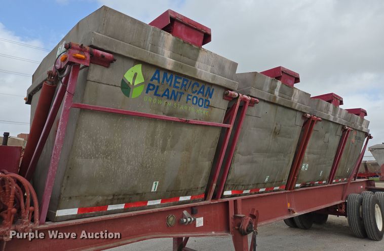 image for item DT4792 1969 Killebrew fertilizer tender trailer