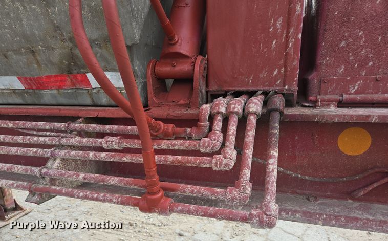 image for item DT4792 1969 Killebrew fertilizer tender trailer