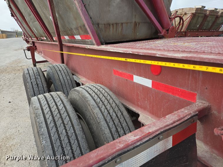 image for item DT4792 1969 Killebrew fertilizer tender trailer