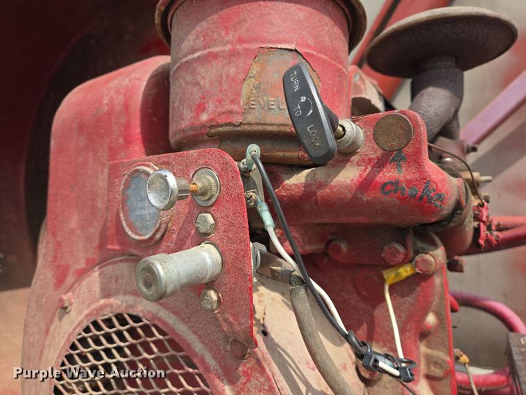 image for item DT4792 1969 Killebrew fertilizer tender trailer