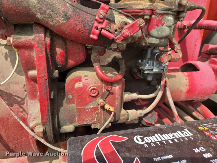 image for item DT4792 1969 Killebrew fertilizer tender trailer