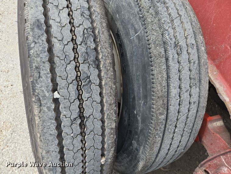 image for item DT4792 1969 Killebrew fertilizer tender trailer