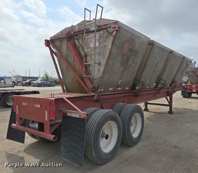 image for item DT4793 1974 Killebrew fertilizer tender trailer