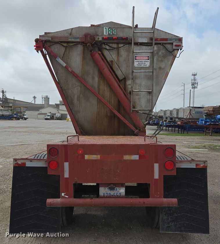 image for item DT4793 1974 Killebrew fertilizer tender trailer