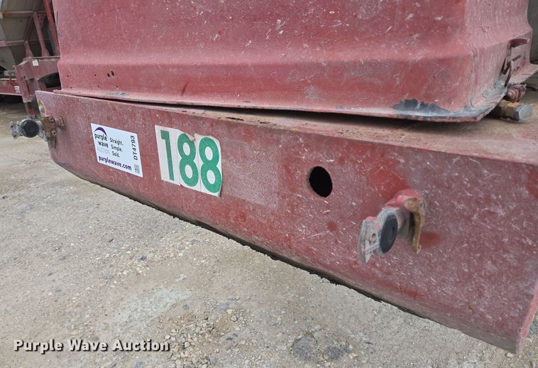 image for item DT4793 1974 Killebrew fertilizer tender trailer