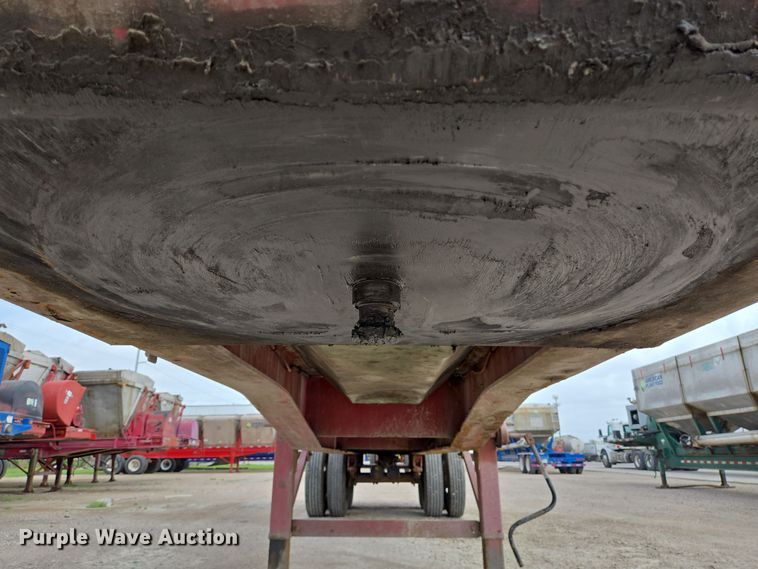 image for item DT4793 1974 Killebrew fertilizer tender trailer