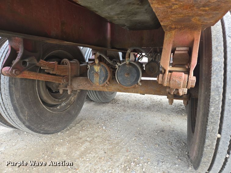 image for item DT4793 1974 Killebrew fertilizer tender trailer