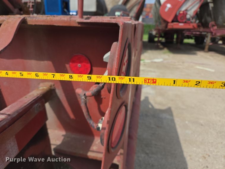 image for item DT4793 1974 Killebrew fertilizer tender trailer