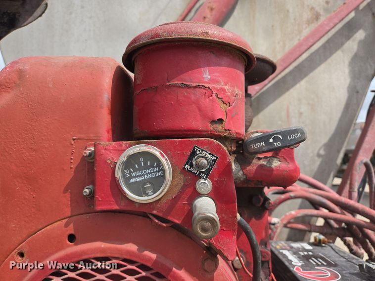 image for item DT4793 1974 Killebrew fertilizer tender trailer