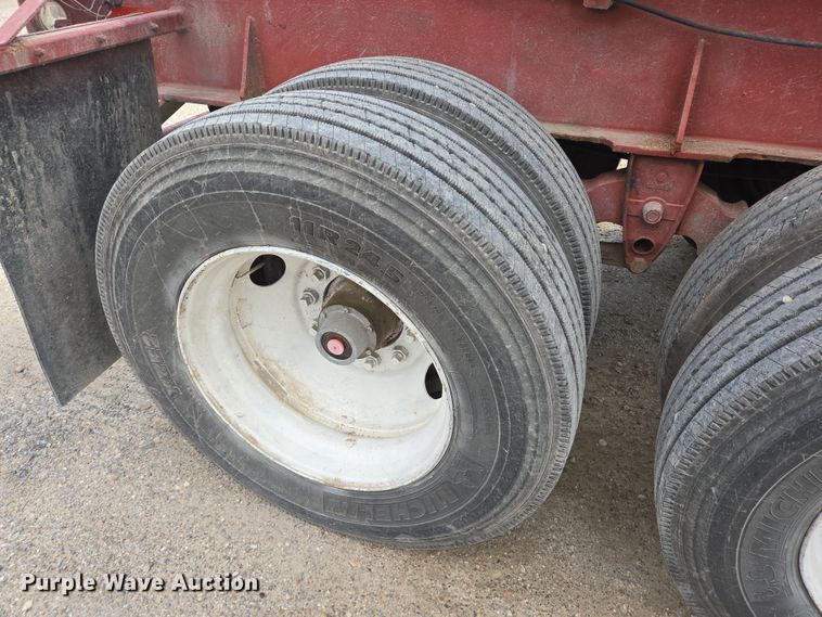 image for item DT4793 1974 Killebrew fertilizer tender trailer