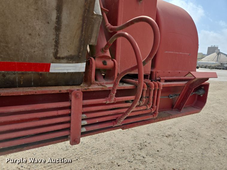 image for item DT4794 1980 Killebrew fertilizer tender trailer