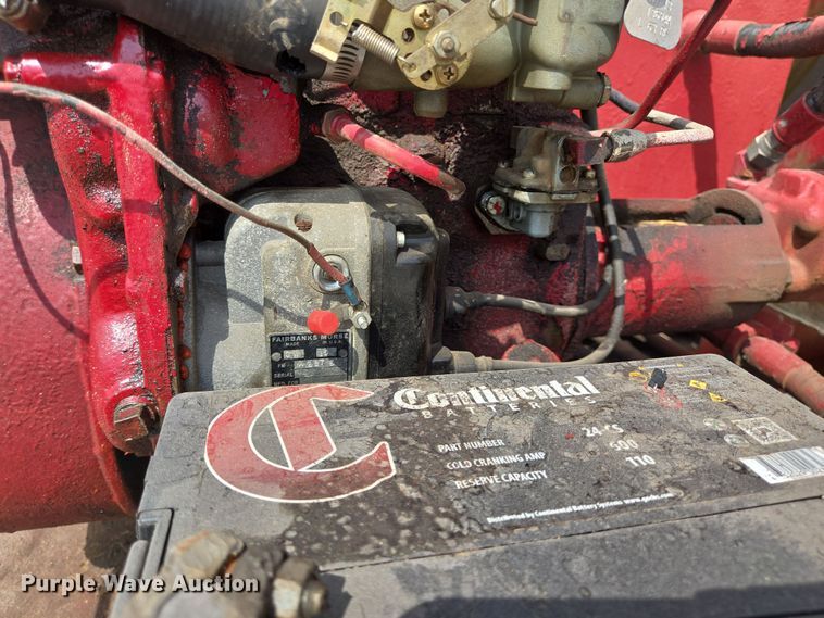 image for item DT4794 1980 Killebrew fertilizer tender trailer