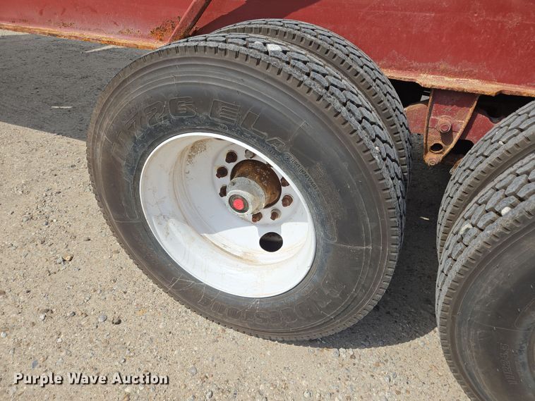 image for item DT4794 1980 Killebrew fertilizer tender trailer