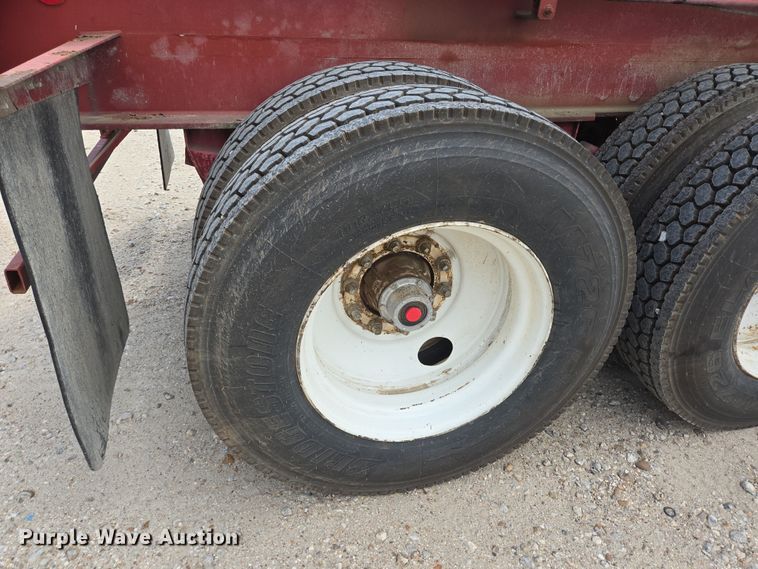 image for item DT4794 1980 Killebrew fertilizer tender trailer