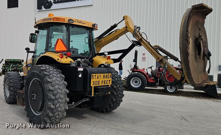 image for item DT7705 2004 Challenger MT525B MFWD tractor