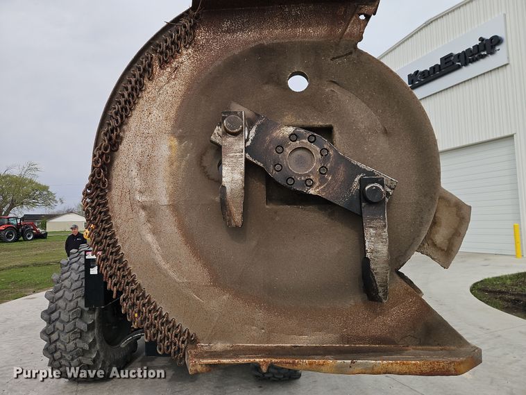 image for item DT7705 2004 Challenger MT525B MFWD tractor