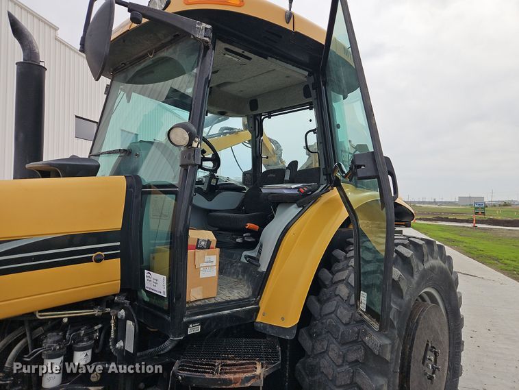 image for item DT7705 2004 Challenger MT525B MFWD tractor