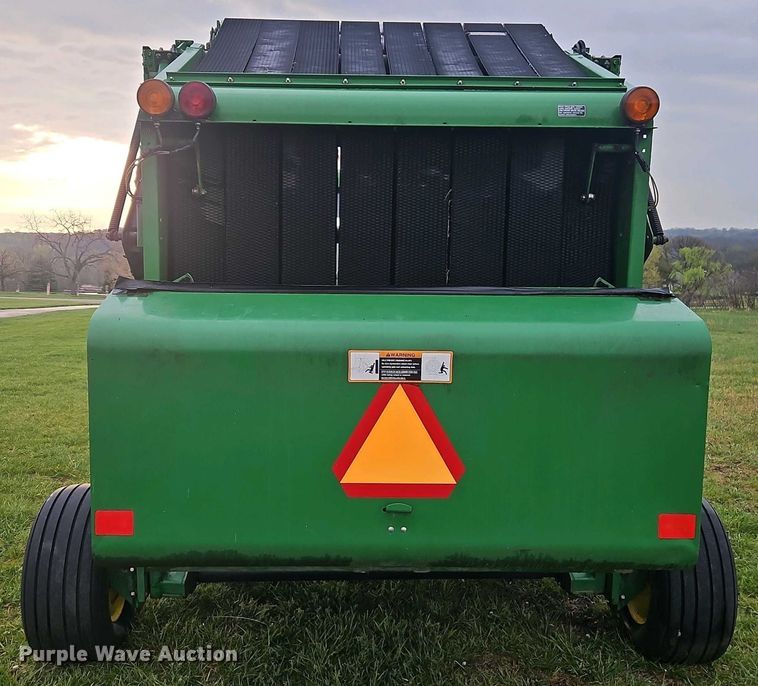 image for item DT7742 1995 John Deere 535 round baler