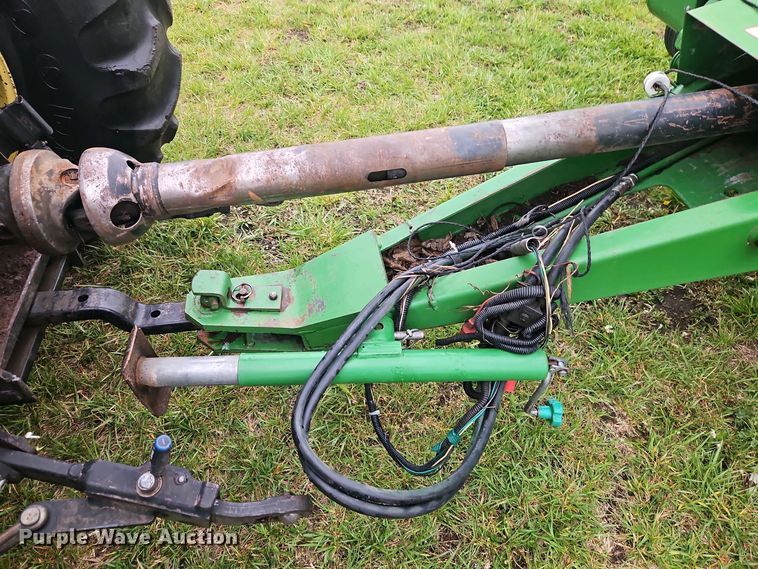 image for item DT7742 1995 John Deere 535 round baler