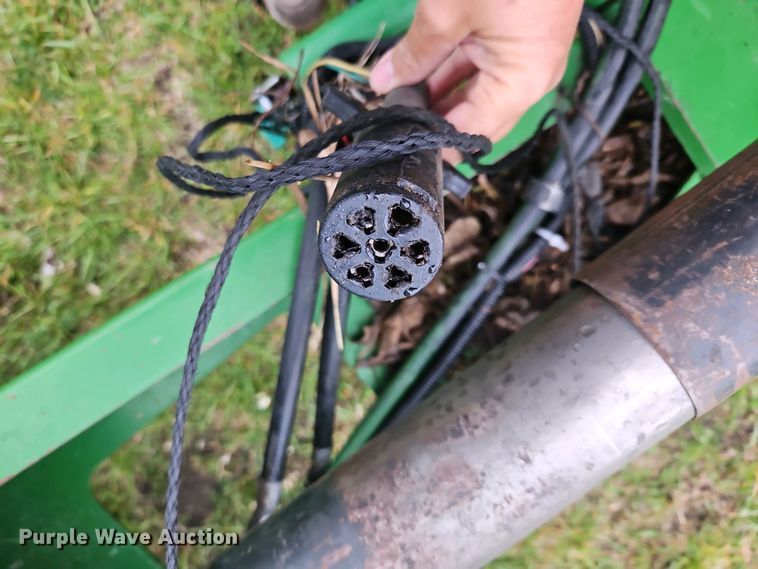 image for item DT7742 1995 John Deere 535 round baler