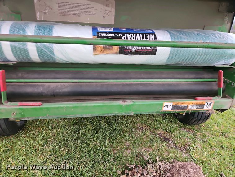 image for item DT7742 1995 John Deere 535 round baler