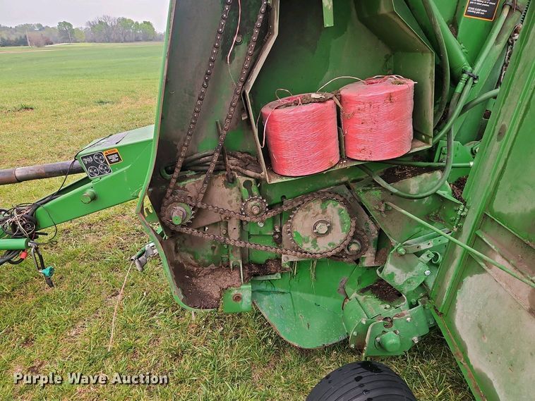 image for item DT7742 1995 John Deere 535 round baler