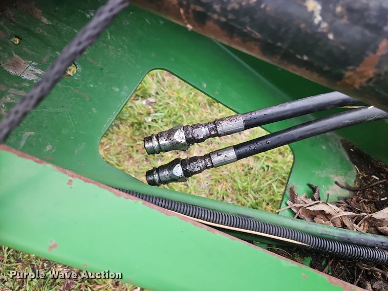 image for item DT7742 1995 John Deere 535 round baler