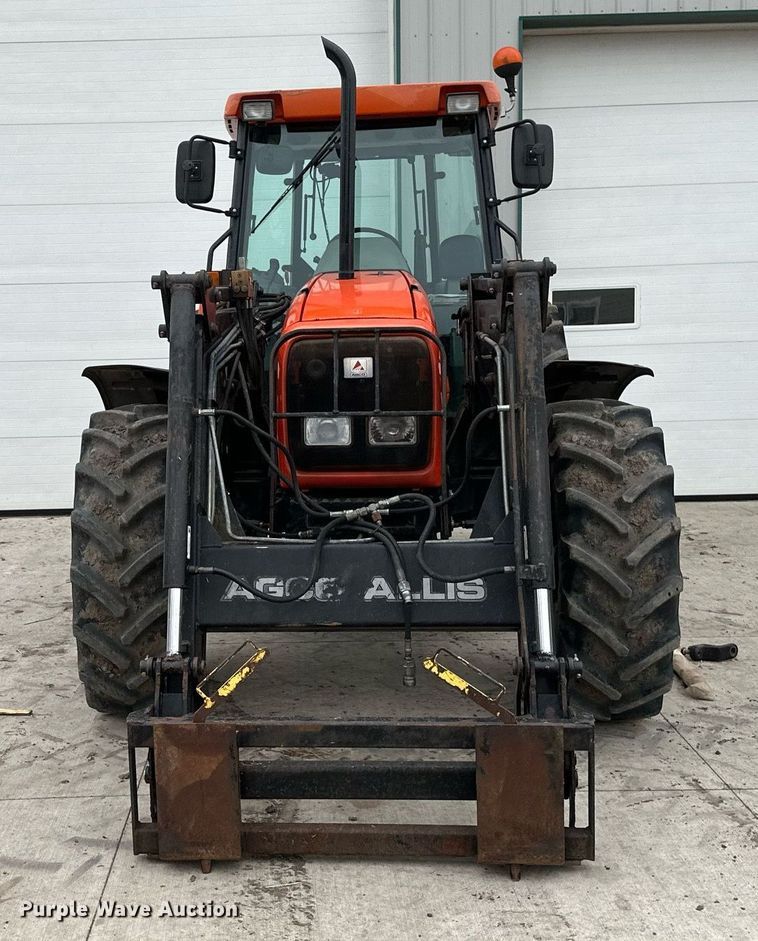 image for item DV0742 1998 Agco Allis  8765 MFWD tractor