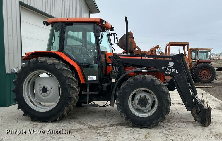 image for item DV0742 1998 Agco Allis  8765 MFWD tractor