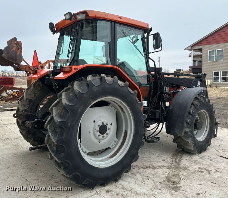 image for item DV0742 1998 Agco Allis  8765 MFWD tractor