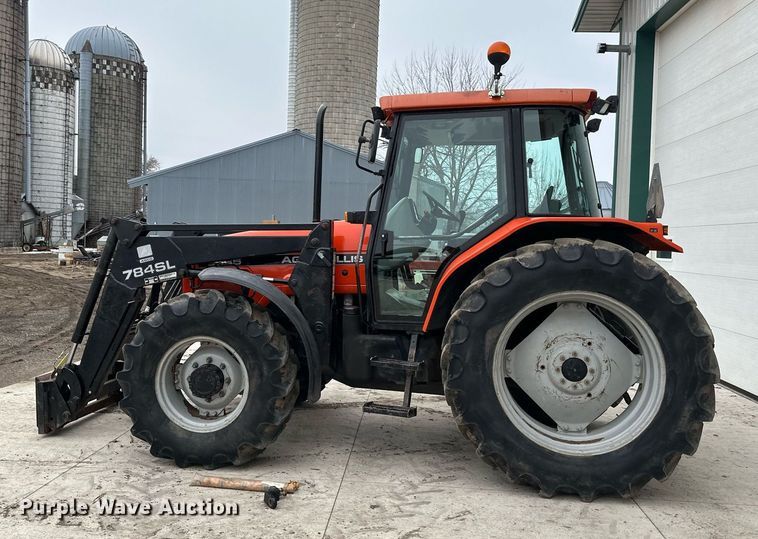 image for item DV0742 1998 Agco Allis  8765 MFWD tractor