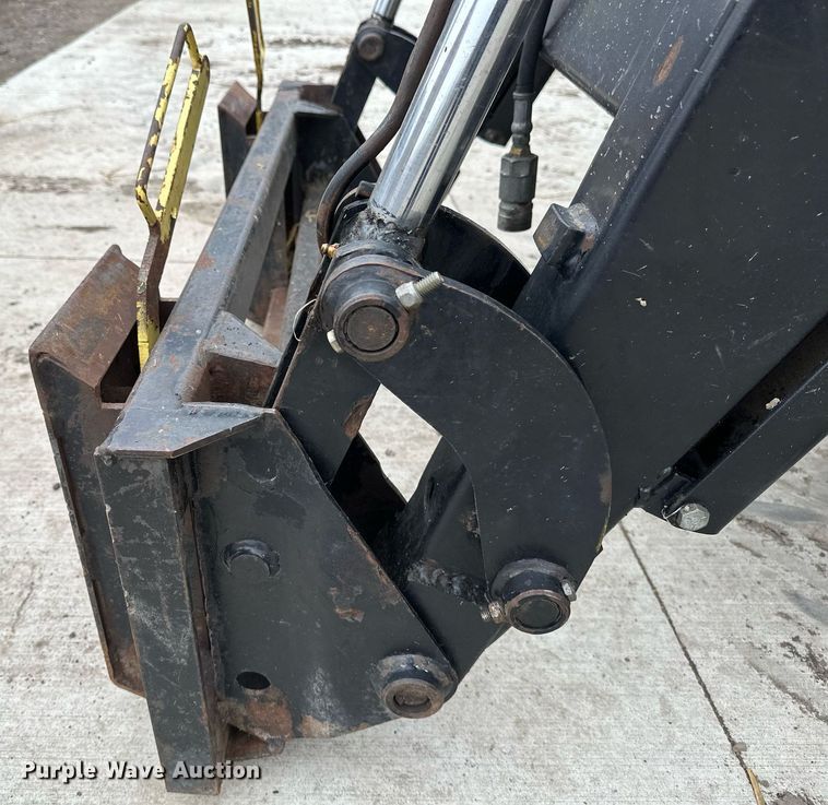 image for item DV0742 1998 Agco Allis  8765 MFWD tractor