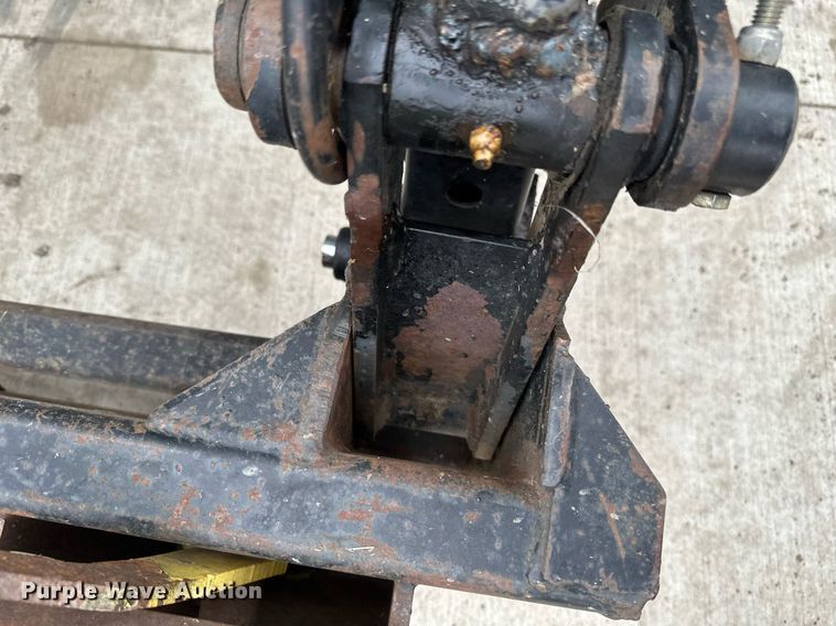 image for item DV0742 1998 Agco Allis  8765 MFWD tractor