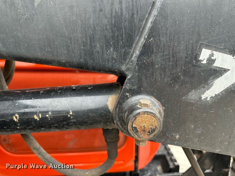 image for item DV0742 1998 Agco Allis  8765 MFWD tractor