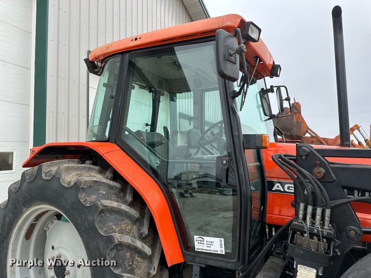 image for item DV0742 1998 Agco Allis  8765 MFWD tractor