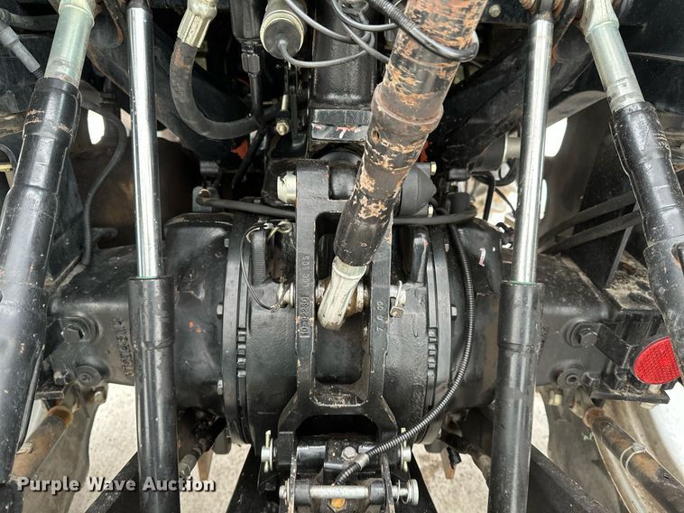 image for item DV0742 1998 Agco Allis  8765 MFWD tractor