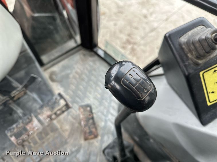 image for item DV0742 1998 Agco Allis  8765 MFWD tractor