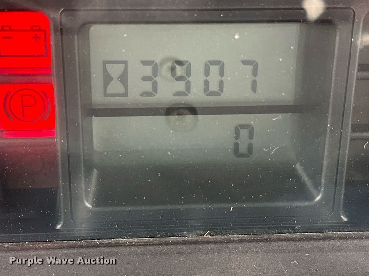 image for item DV0742 1998 Agco Allis  8765 MFWD tractor