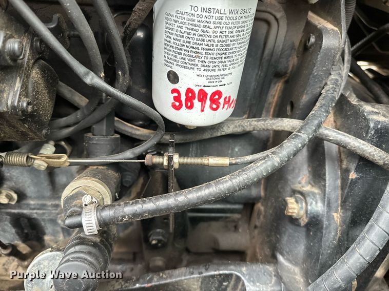 image for item DV0742 1998 Agco Allis  8765 MFWD tractor