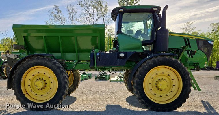 image for item DW1903 2019 John Deere R4045 spreader