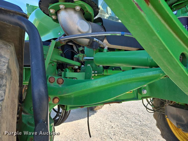 image for item DW1903 2019 John Deere R4045 spreader